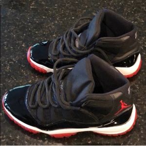 2001 Retro Air Jordan 11 XI - Size 9